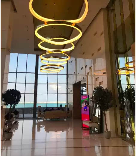 住宅 就绪物业 2 间卧室 楼/楼 公寓  出售 在 萨德 , 多哈 #7420 - 1  image 